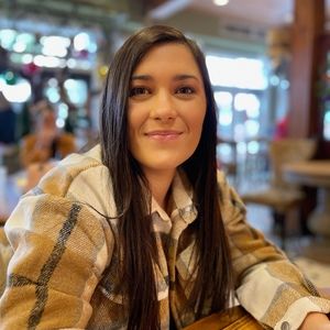 Meet your Posher, Hailey